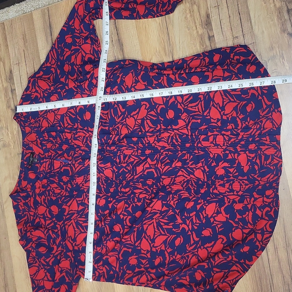 TALBOT'S Blue Red Floral Pintuck Front Keyhole Neckline Long Sleeve Blouse - Picture 10 of 11